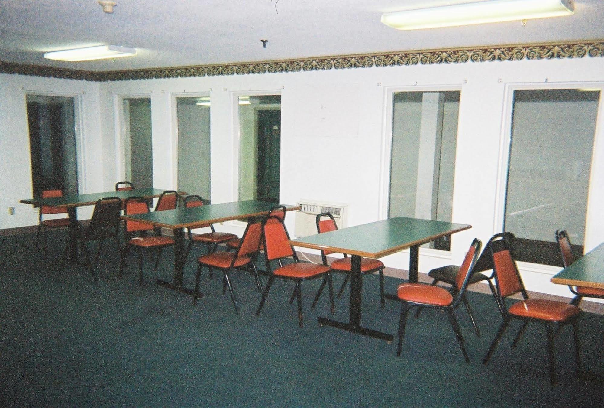 Budget Inn 웬츠빌 외부 사진