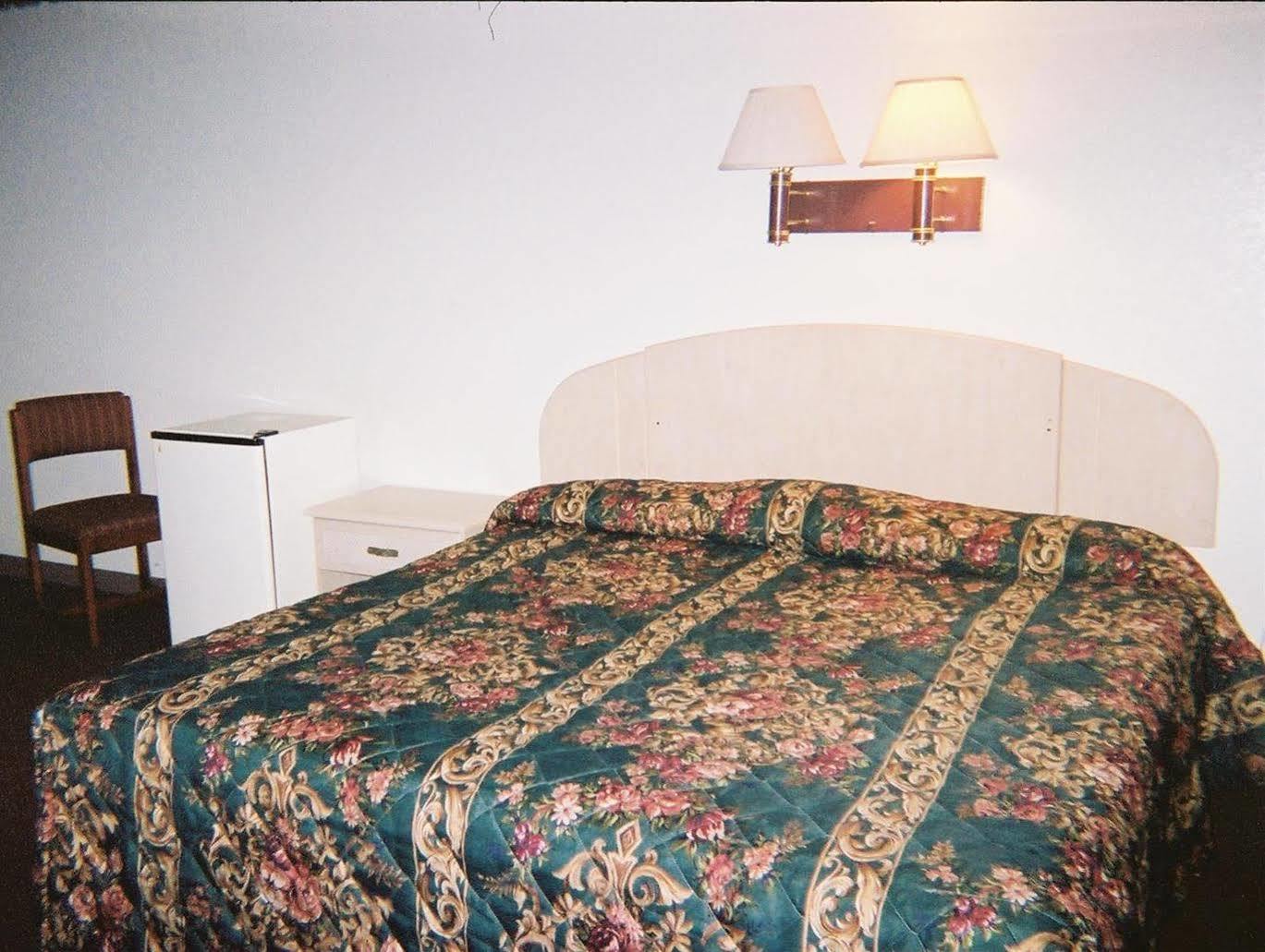 Budget Inn 웬츠빌 외부 사진