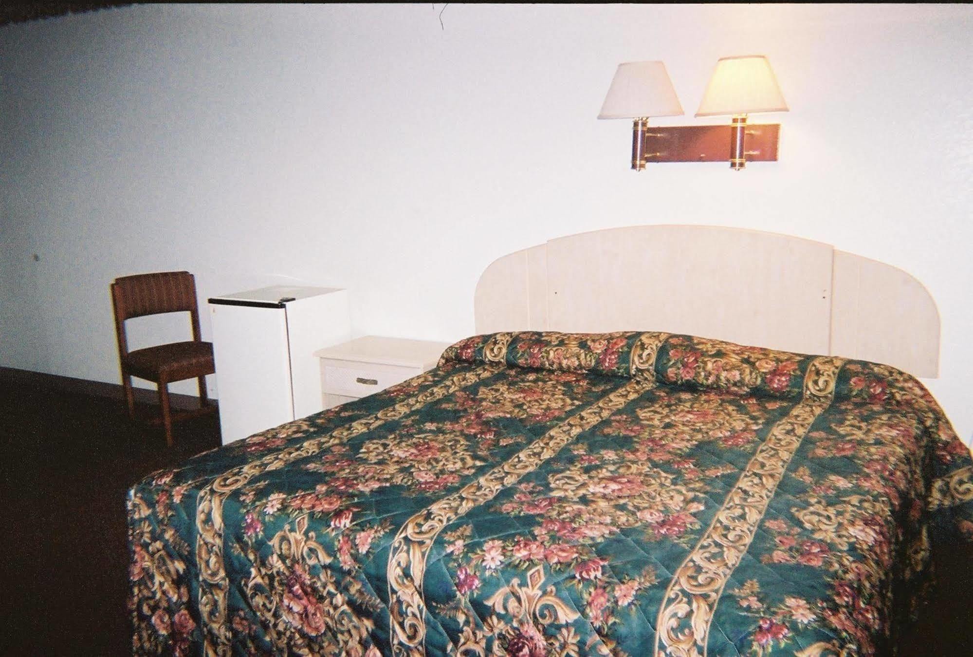 Budget Inn 웬츠빌 외부 사진